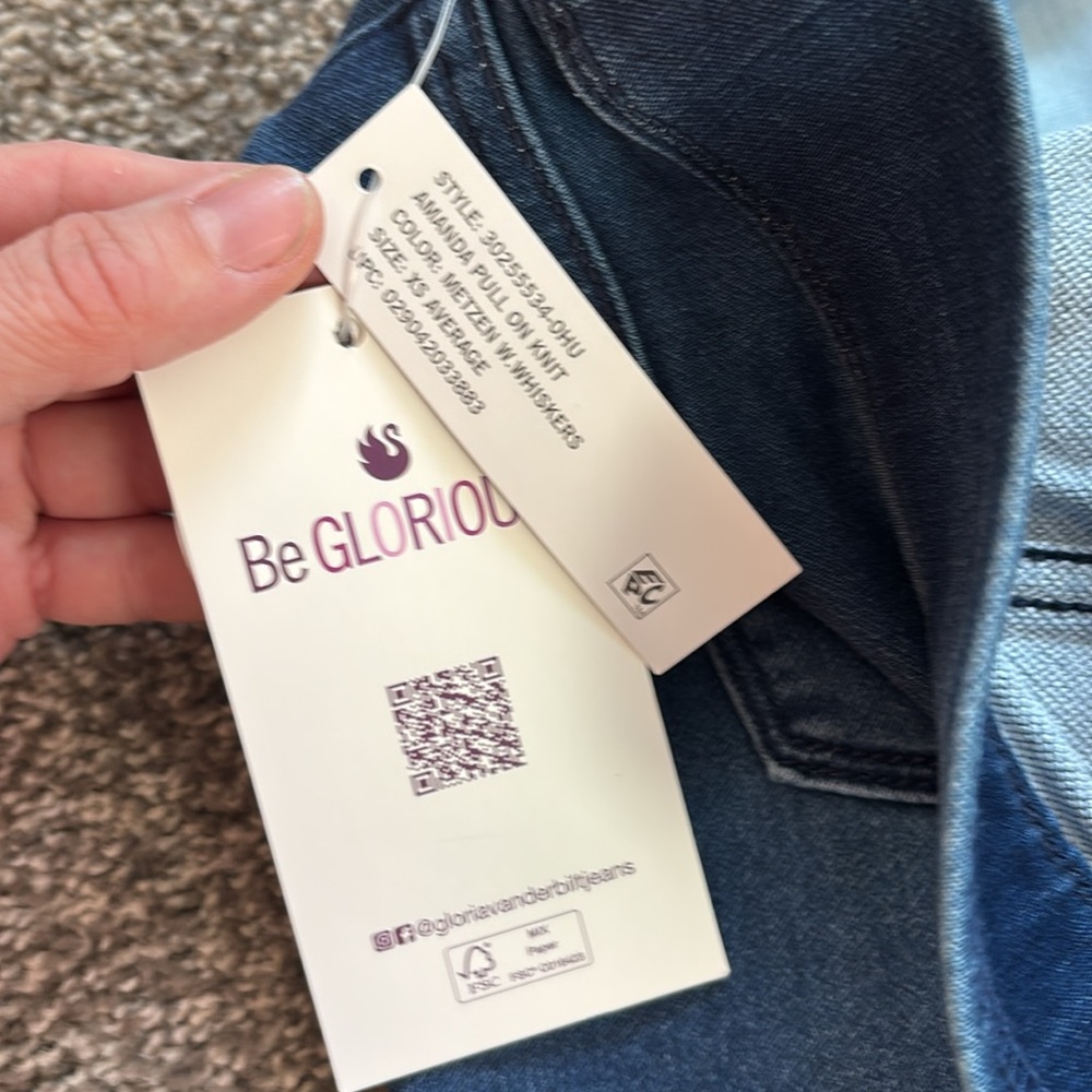 Pull On Jeans by Gloria Vanderbilt - Picture 5 of 6